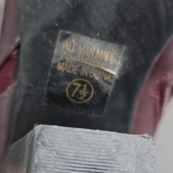 City Classified Faux Leather Burgundy/Purple Booties - Picture 9 of 9